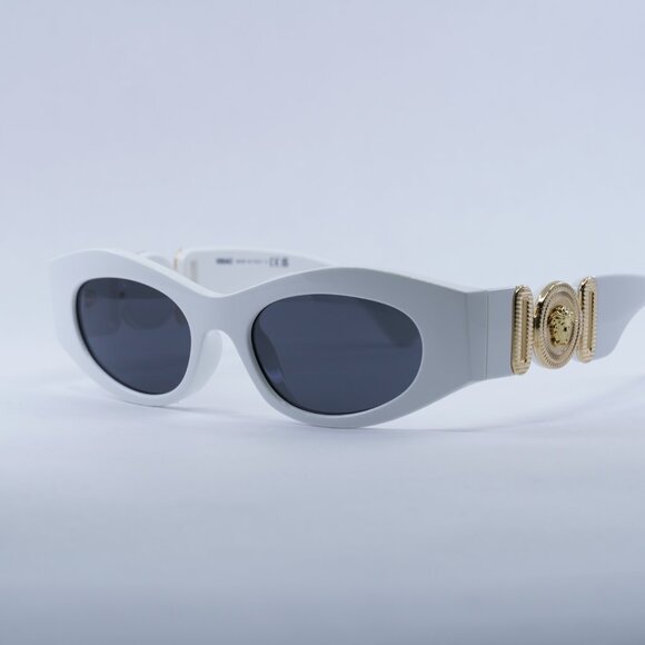 🕶️ New Versace VE4480U 314/87 Sunglasses - White Frame, Dark Grey Lenses - Picture 4 of 10